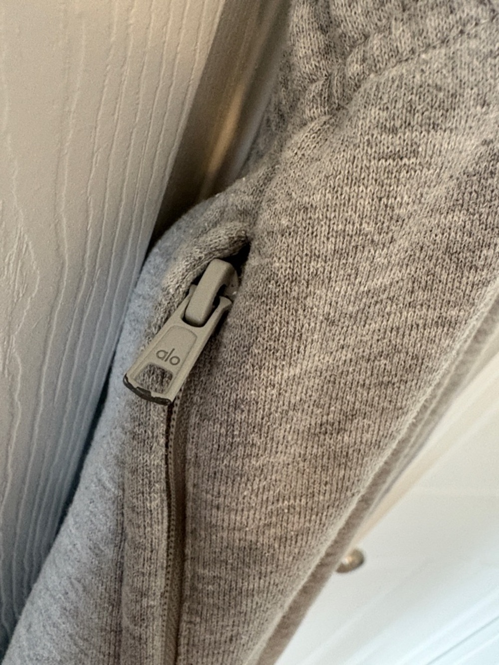ALO Yoga Chill Sweatpants - Picture 6 of 7